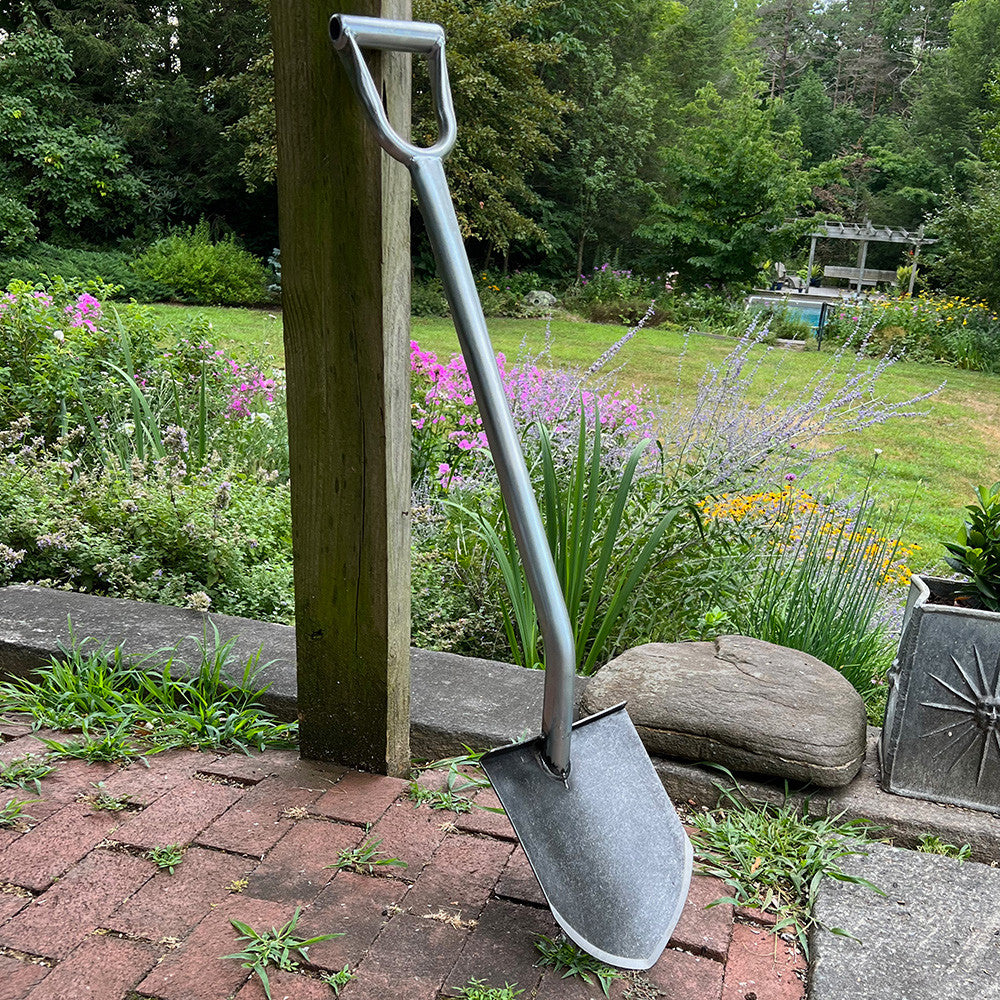 Pointed Shovel with Heat-Treated Alloy Steel Blade
