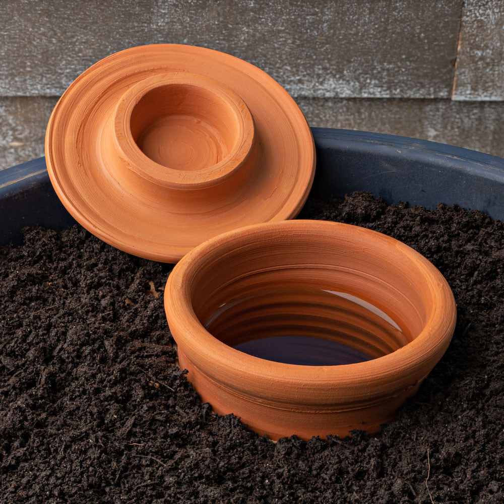 Traditional Vase Terracotta Garden Hydrator